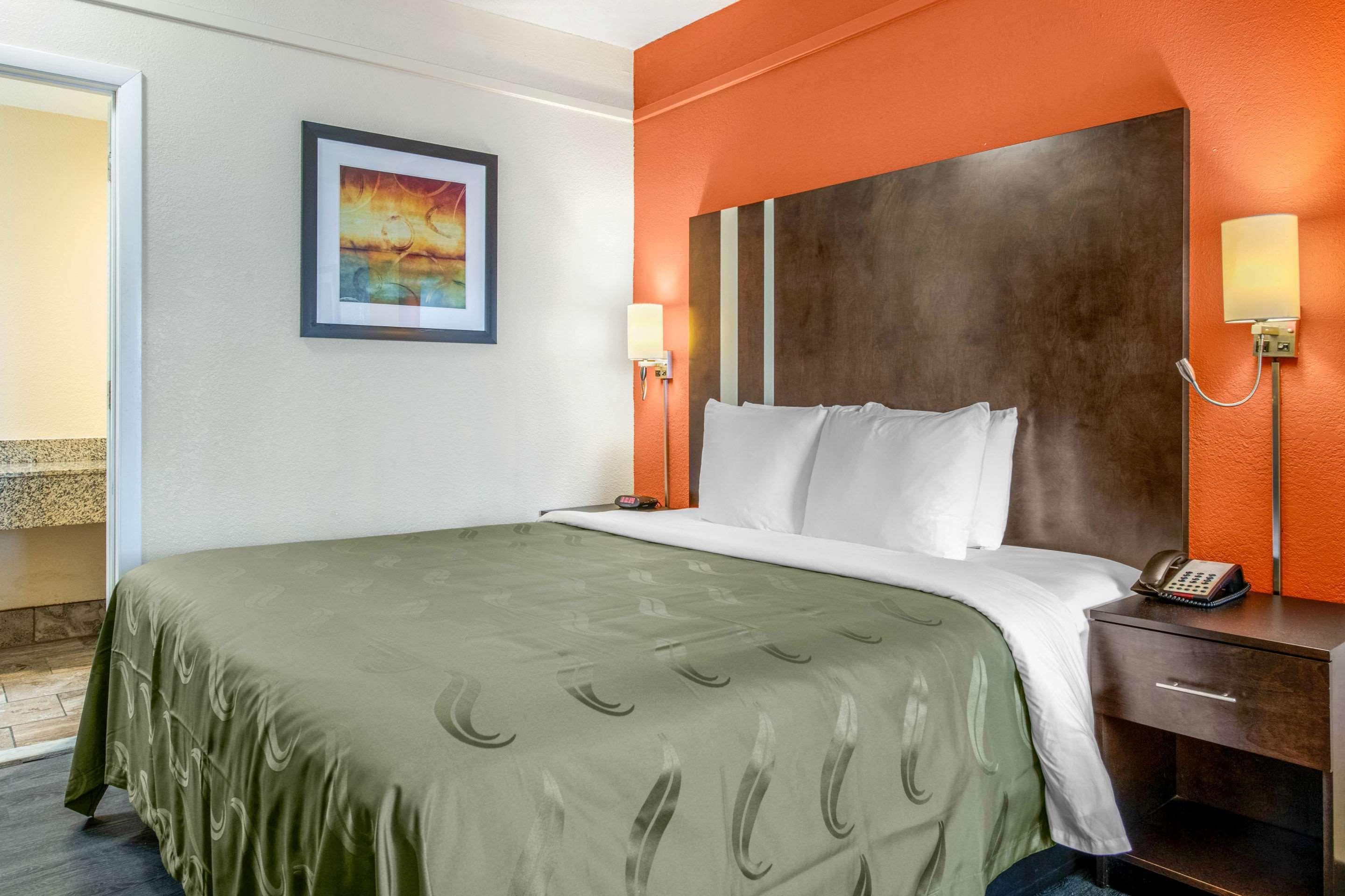 Quality Inn & Suites Jacksonville-Baymeadows Eksteriør bilde