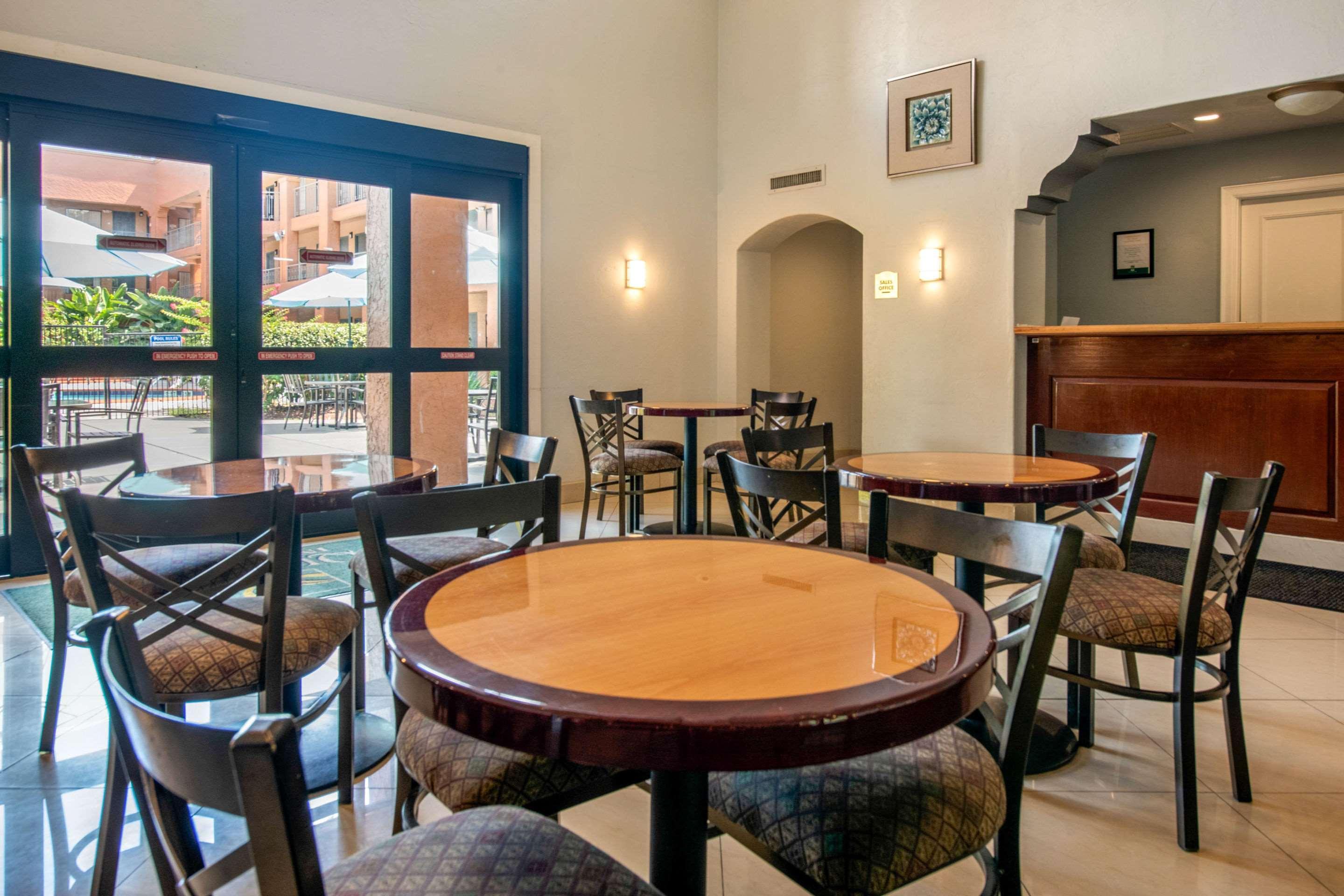 Quality Inn & Suites Jacksonville-Baymeadows Eksteriør bilde