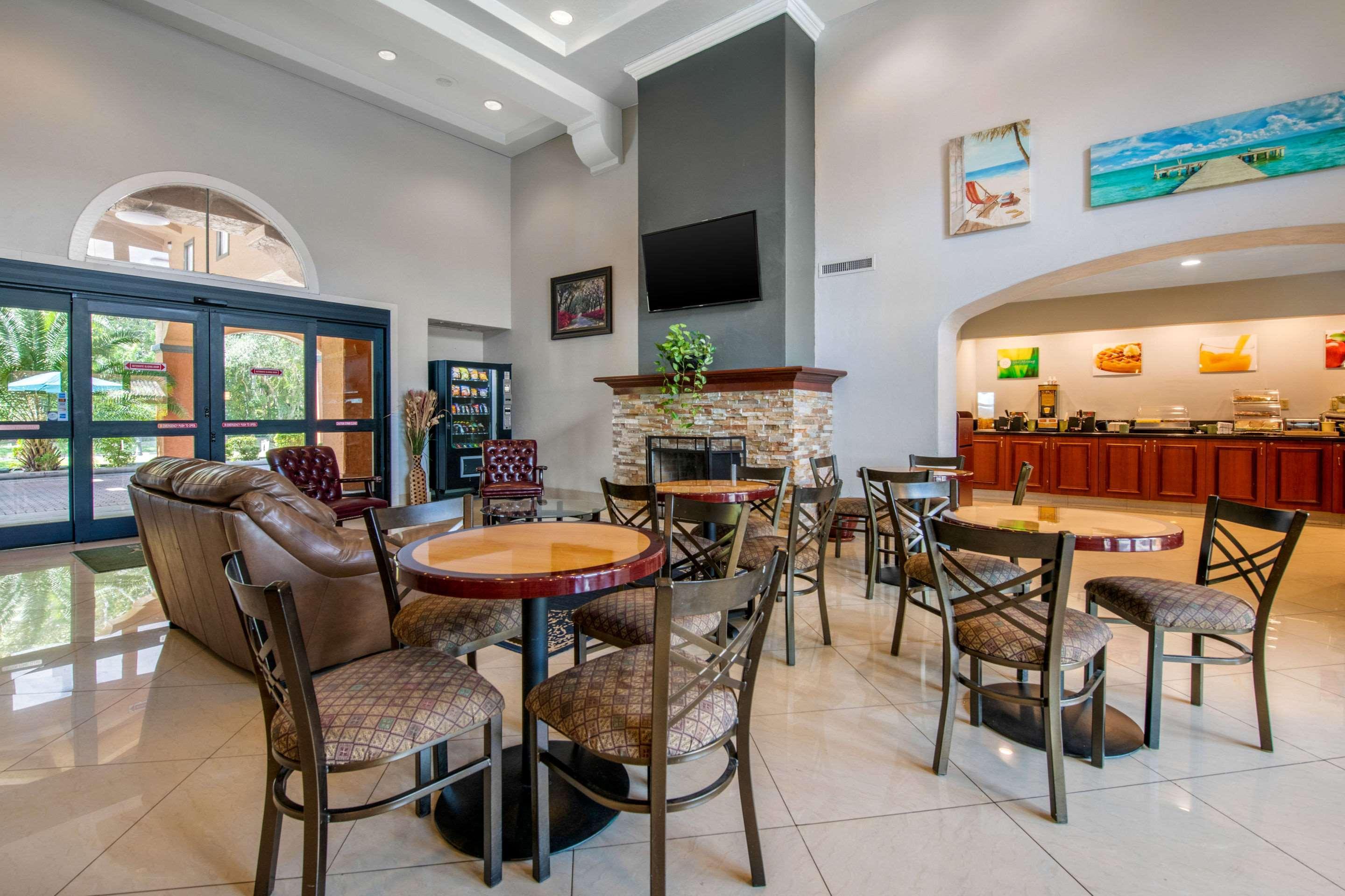 Quality Inn & Suites Jacksonville-Baymeadows Eksteriør bilde