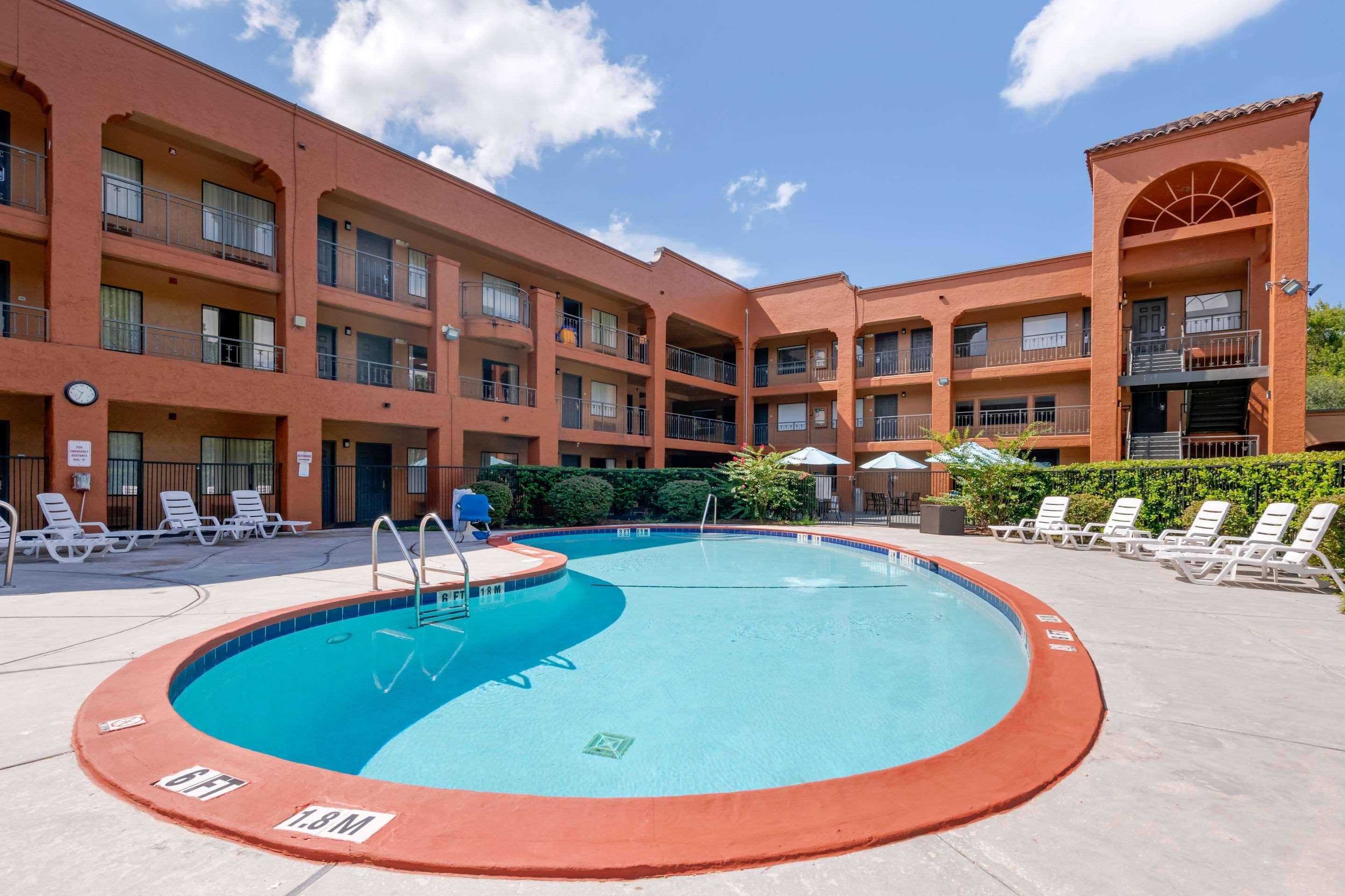 Quality Inn & Suites Jacksonville-Baymeadows Eksteriør bilde