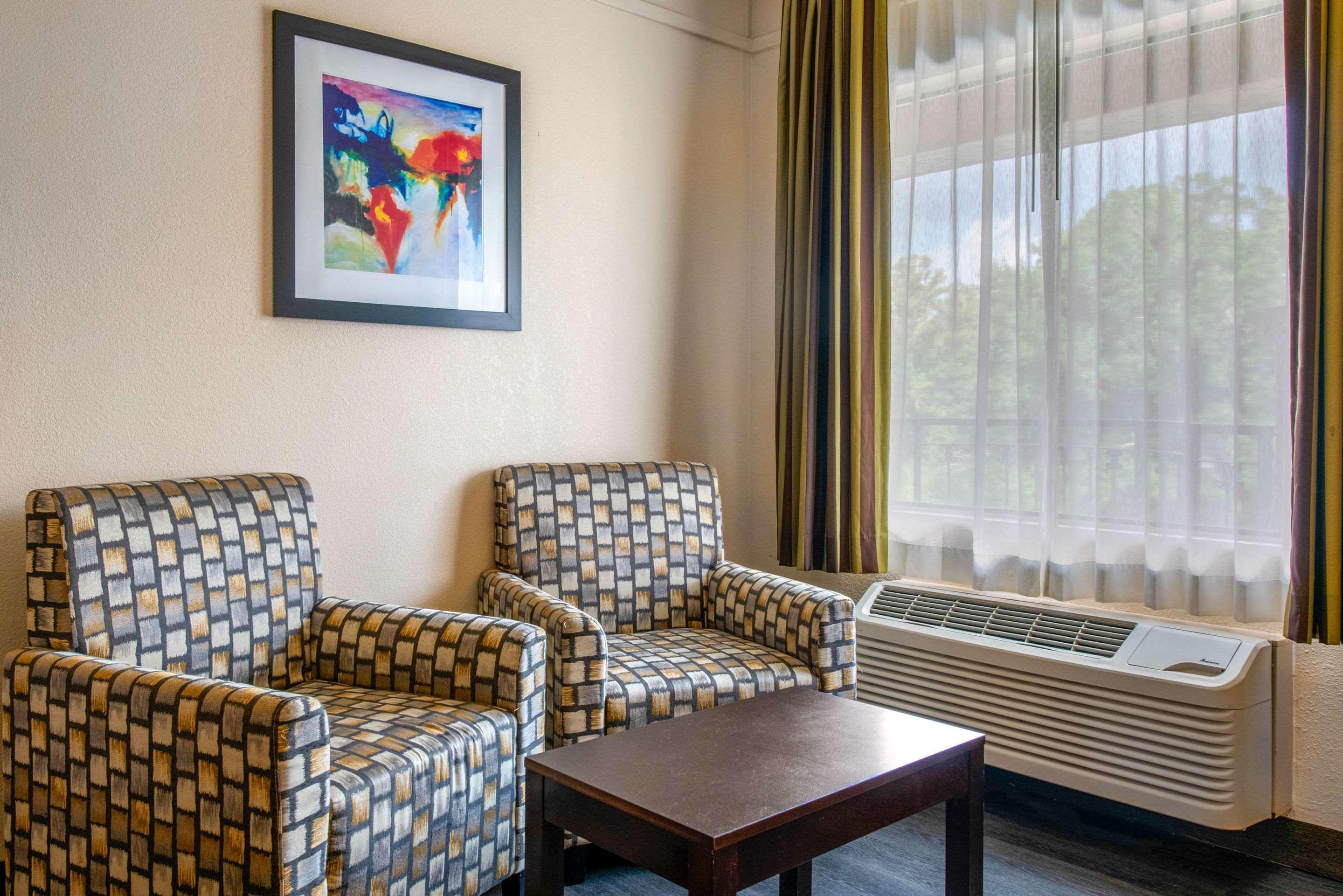 Quality Inn & Suites Jacksonville-Baymeadows Eksteriør bilde
