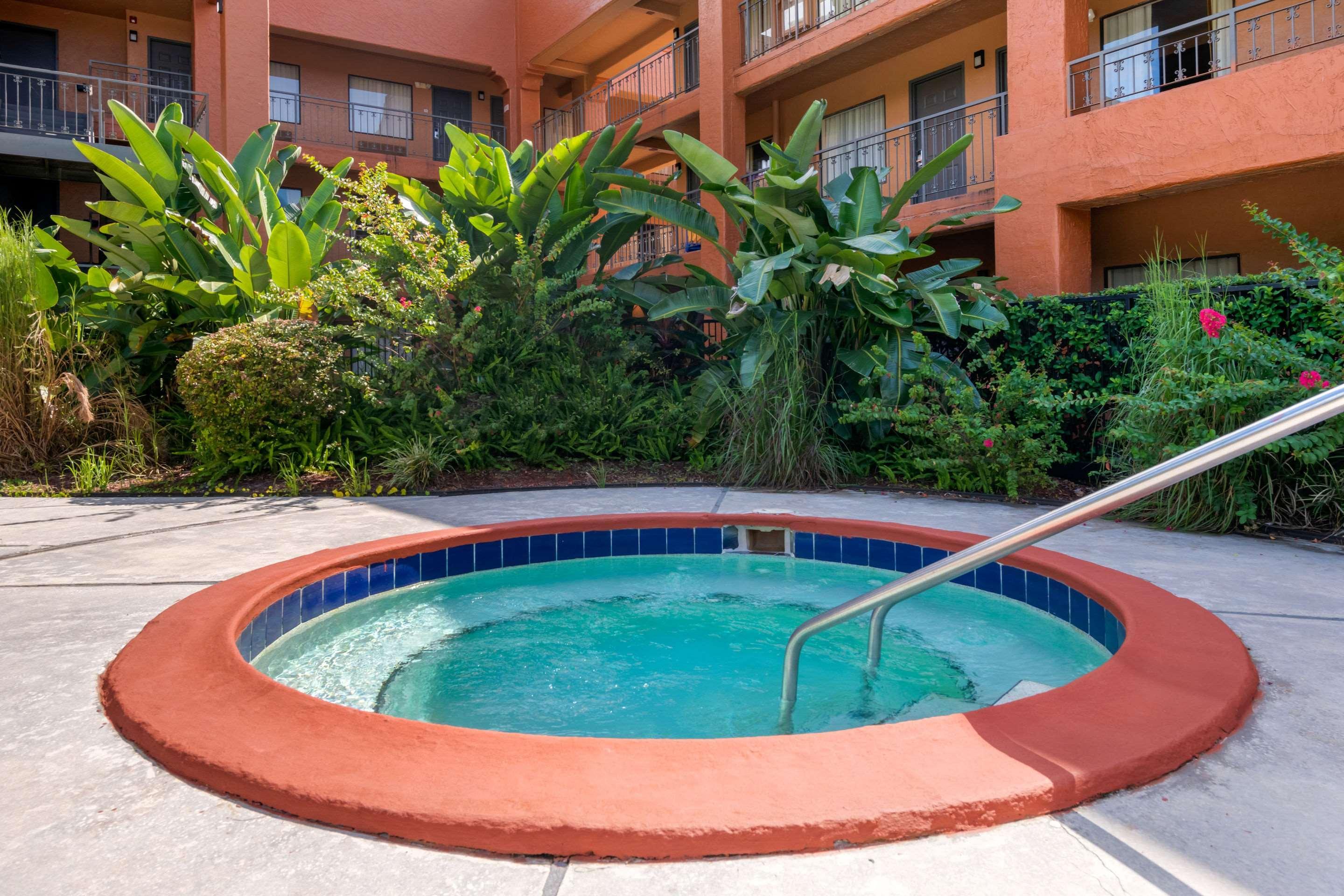 Quality Inn & Suites Jacksonville-Baymeadows Eksteriør bilde
